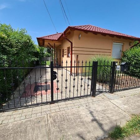 Zseki Apartman Hajdúszoboszló Kültér fotó